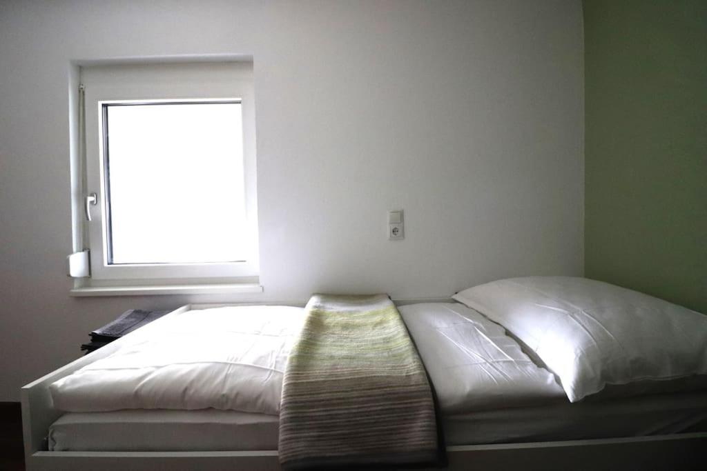 Schickes Zimmer Mit Top-Ausstattung In Idealer Lage Feldkirch Kültér fotó