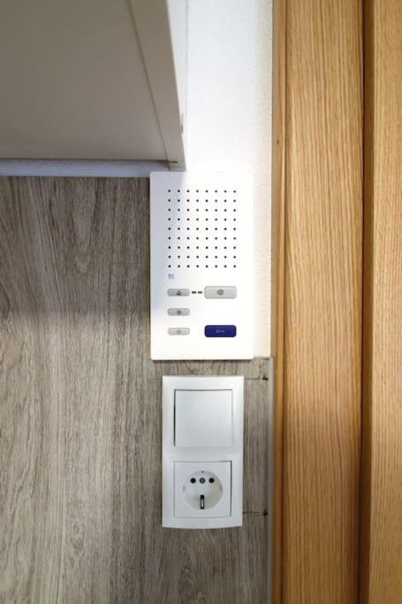 Schickes Zimmer Mit Top-Ausstattung In Idealer Lage Feldkirch Kültér fotó